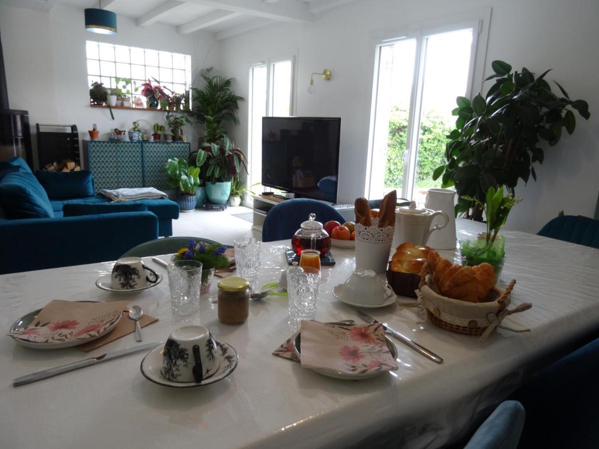 Maison D'Hotes Les Roses Tremieres Saclay Exteriér fotografie